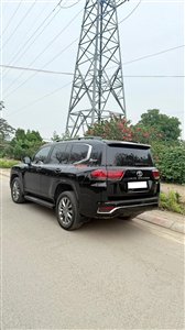 Toyota Land Cruiser LC300 - 2021.