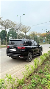 Toyota Land Cruiser LC300 - 2021.