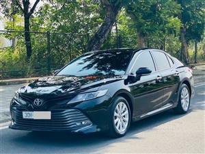 Toyota Camry 2.0G