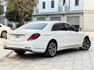 Mercedes-Benz S 450 4MATIC Luxury