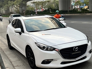 Mazda 3 1.5L Luxury