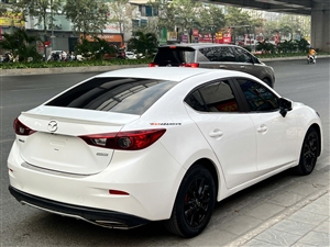 Mazda 3 1.5L Luxury