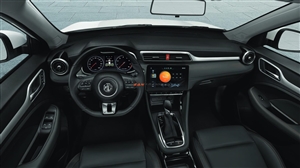 MG ZS LUX