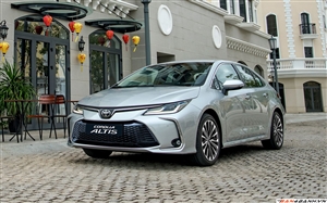 Toyota Corolla Altis 2023-