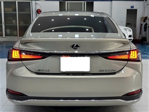 Lexus ES 300h