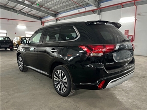 Mitsubishi Outlander 2.0 CVT Premium