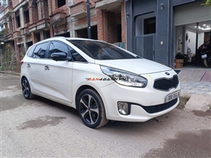 Kia Rondo 2.0