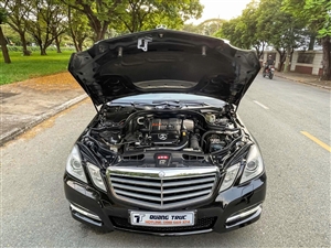 Mercedes-Benz E250 CGI - 2010