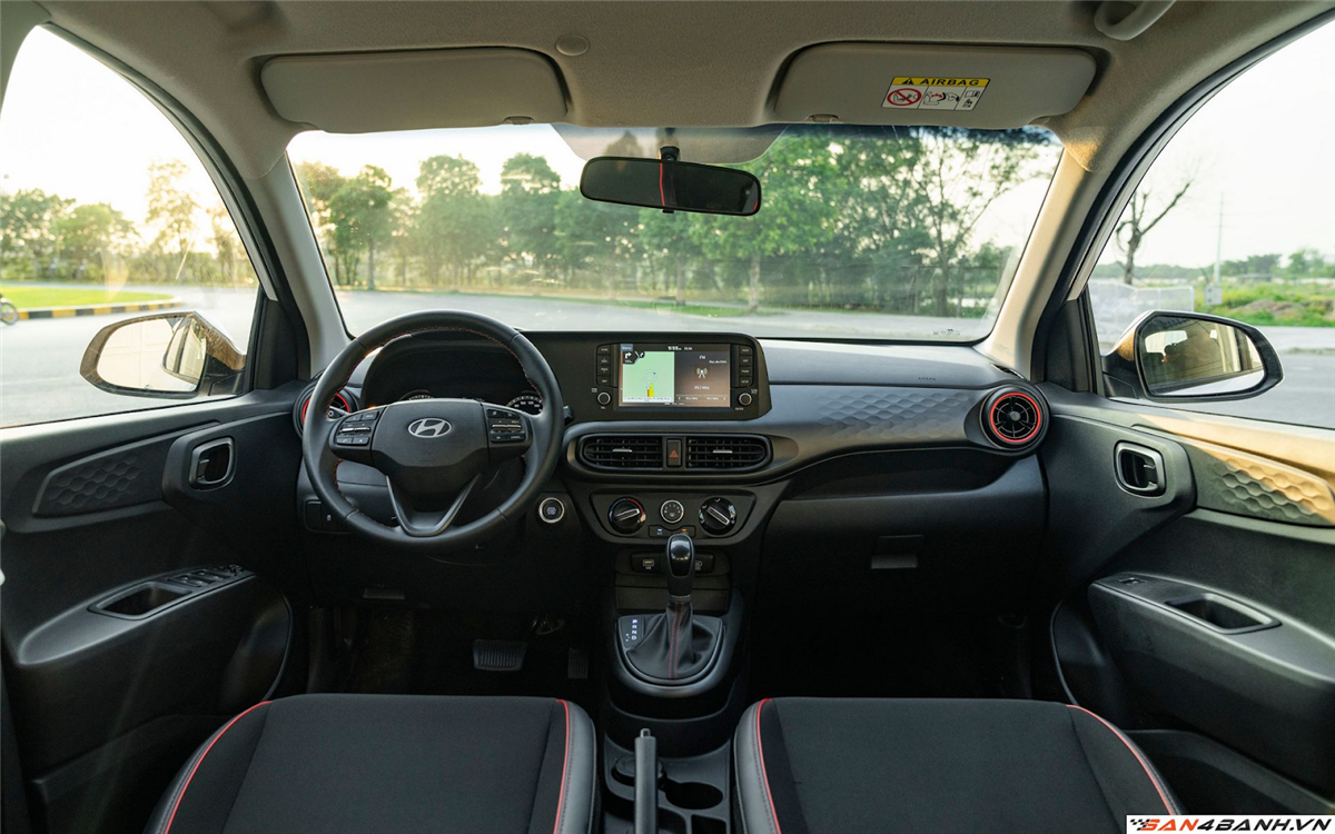 tong-quan-thiet-ke-noi-that-hyundai-grand-i10